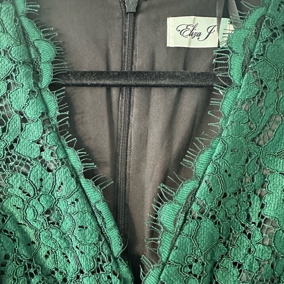 Perfect Christmas Dress - Picture 3 of 4